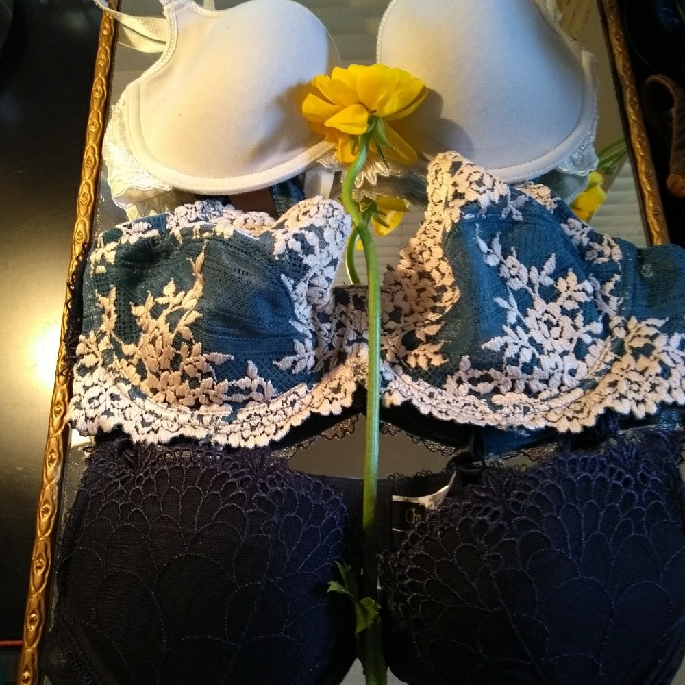 Glam Lace Bras Chantelle/Wacoal